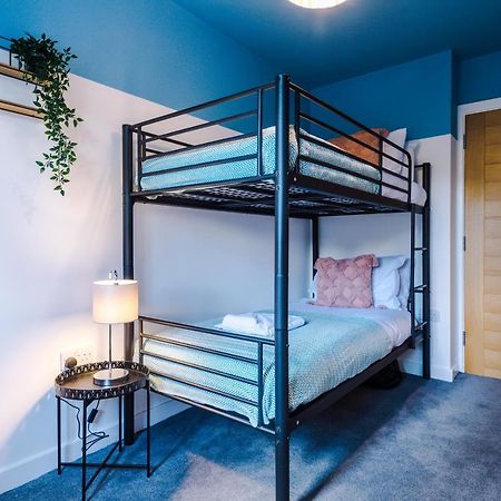 Stunning 2 Bed Apt By Greenstay Serviced Accommodation - Located In Formby Village - Perfect For Short & Long Stays - Couples, Friends & Families & Business Travellers All Welcome - Dog Friendly - 7 Kültér fotó