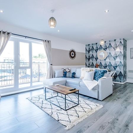 Stunning 2 Bed Apt By Greenstay Serviced Accommodation - Located In Formby Village - Perfect For Short & Long Stays - Couples, Friends & Families & Business Travellers All Welcome - Dog Friendly - 7 Kültér fotó