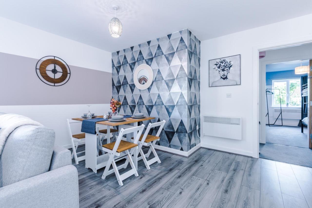 Stunning 2 Bed Apt By Greenstay Serviced Accommodation - Located In Formby Village - Perfect For Short & Long Stays - Couples, Friends & Families & Business Travellers All Welcome - Dog Friendly - 7 Kültér fotó